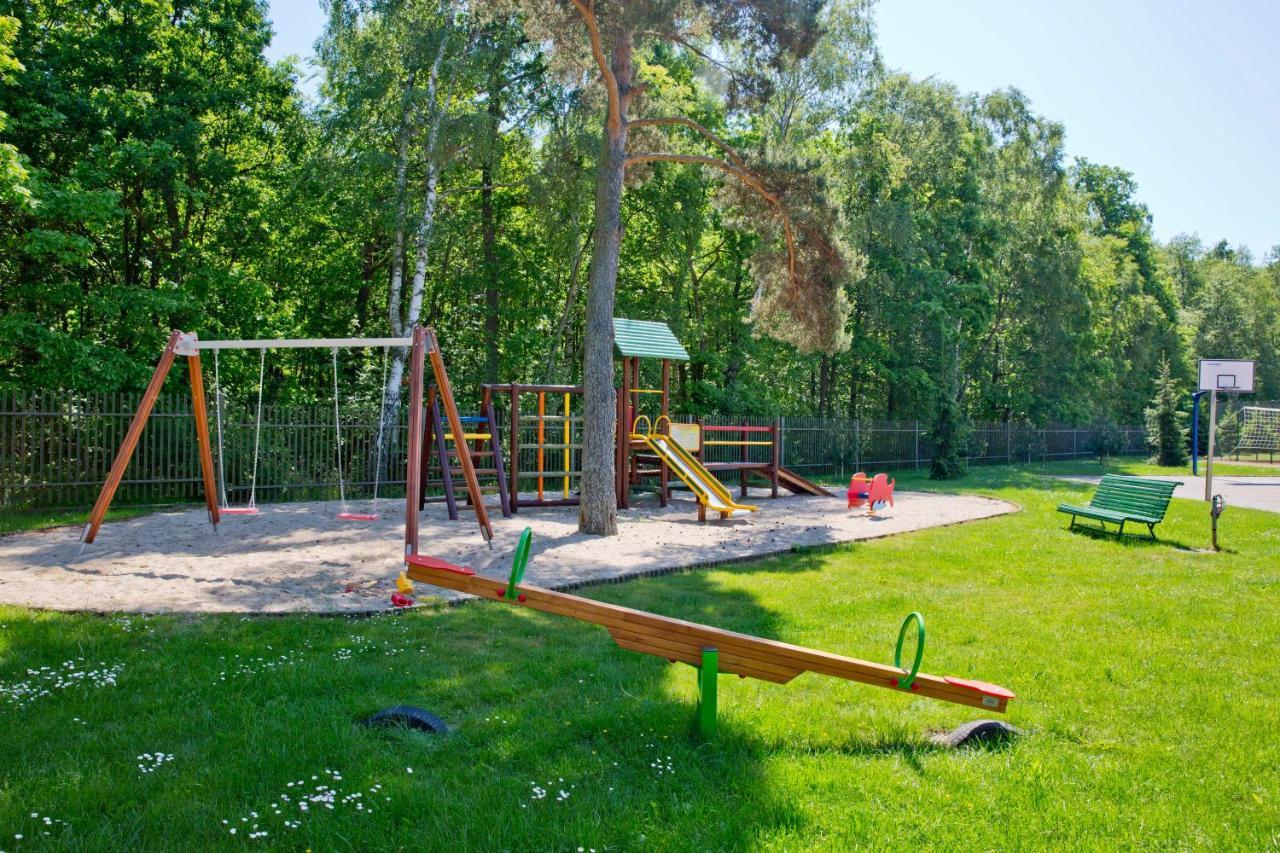 Centrum Wypoczynkowo-Konferencyjne Solaris Лазы Экстерьер фото